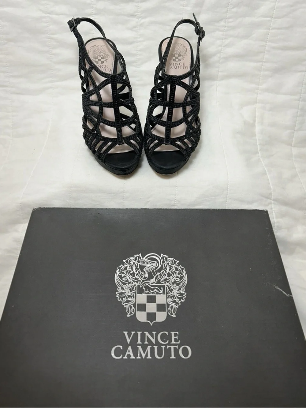 Vince Camuto vince camuto